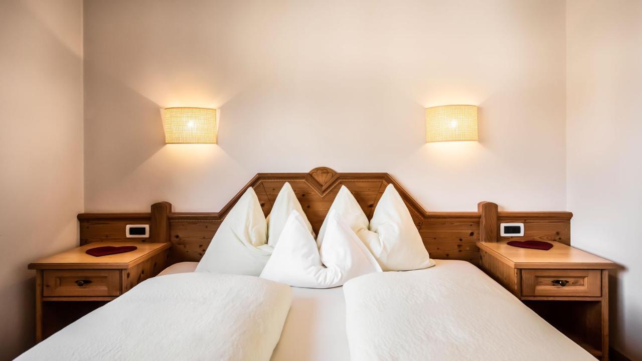 באדיה Apartments Chalet Maria מראה חיצוני תמונה