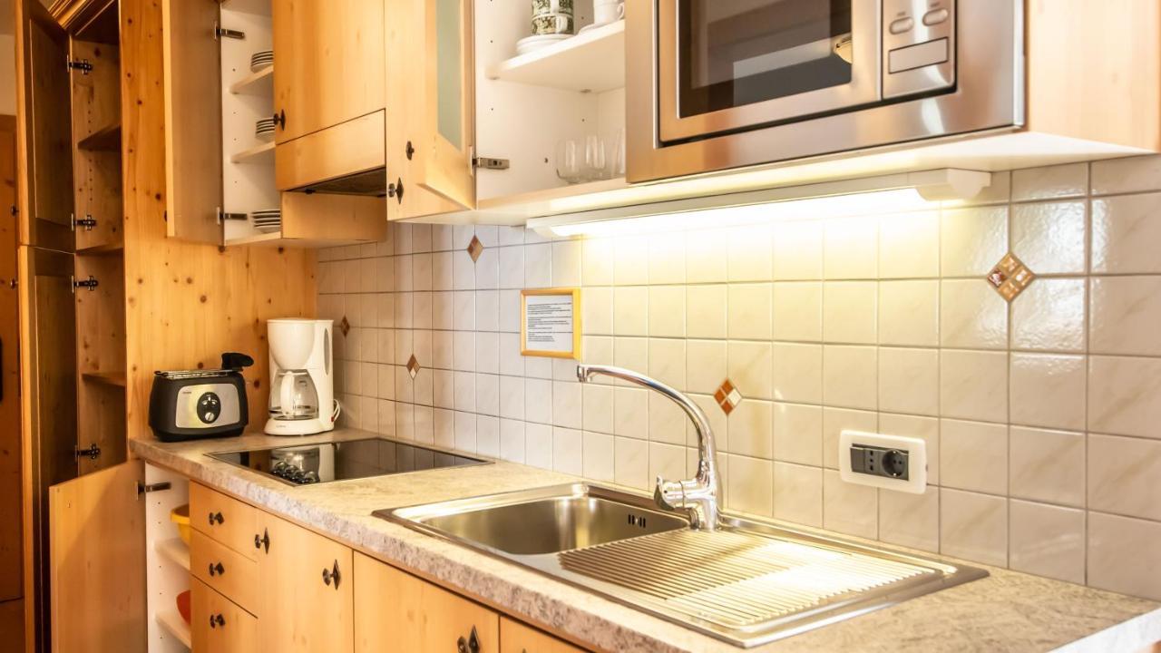 באדיה Apartments Chalet Maria מראה חיצוני תמונה
