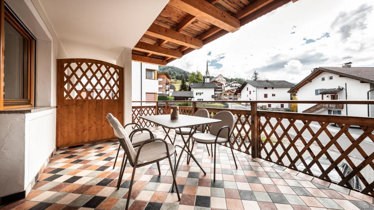 באדיה Apartments Chalet Maria מראה חיצוני תמונה